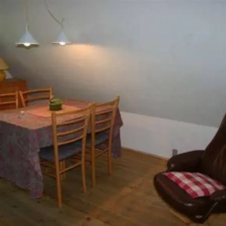 Tarskov Molle Anna's & Holidayapartments فندق *